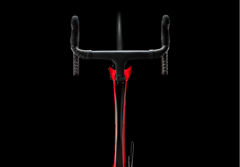 Trek Emonda SLR 7 AXS Carbon Road Bike 2023 in Viper Red-6